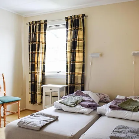 6 Bedroom Lovely Home In Seim 펜션