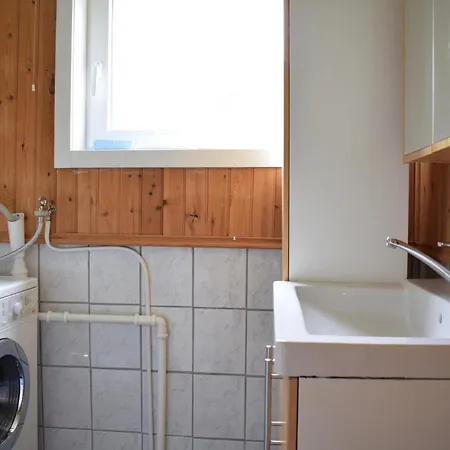 펜션 6 Bedroom Lovely Home In Seim