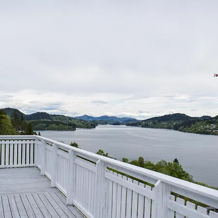 펜션 6 Bedroom Lovely Home In Seim Seim (Alver)